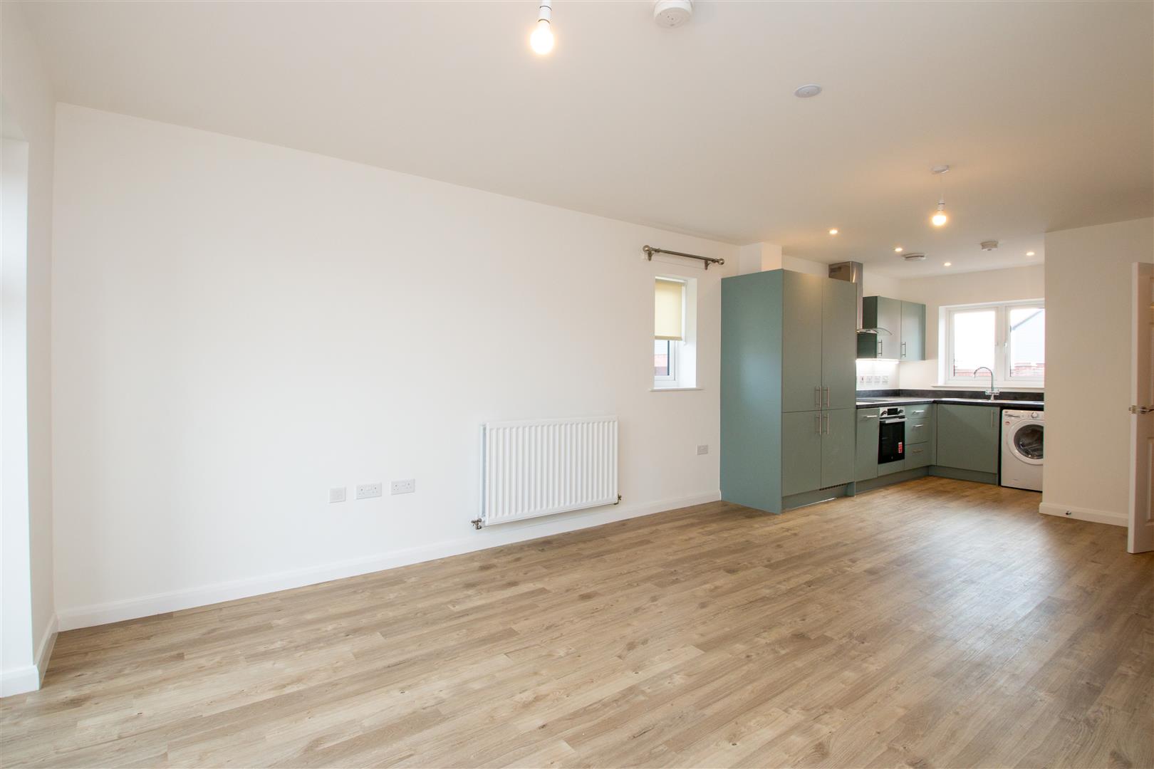 Parda Alpina Drive, Whitehouse, Milton Keynes